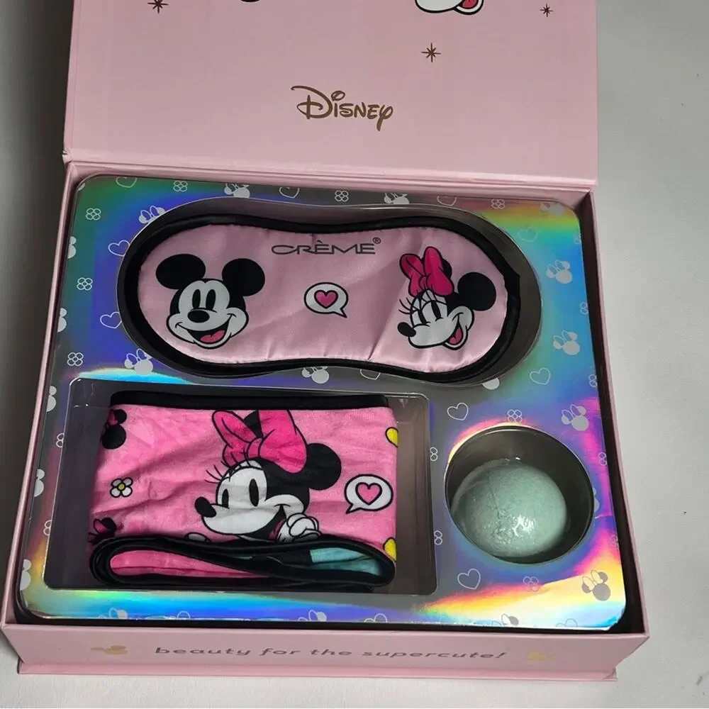 The Creme Shop Disney Minnie & Mickey  Self Care Box  Bundle with Accessories